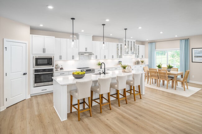 6301 Cherry Blossom Cir NW, North Canton, OH 44720 - photo 4