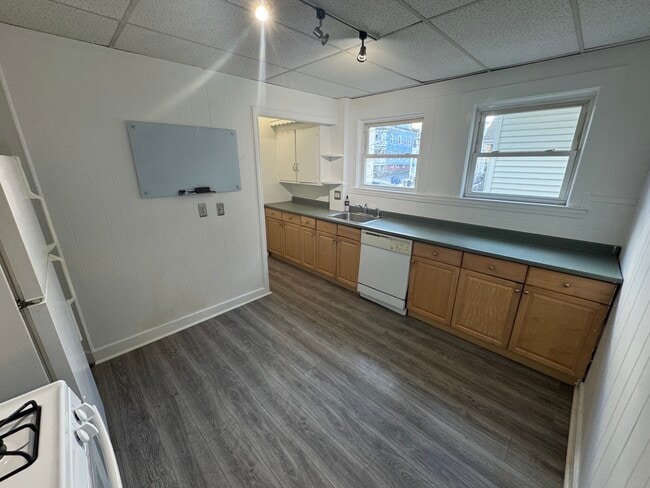246 Highland Ave unit 2, Somerville, MA 02143 - photo 4