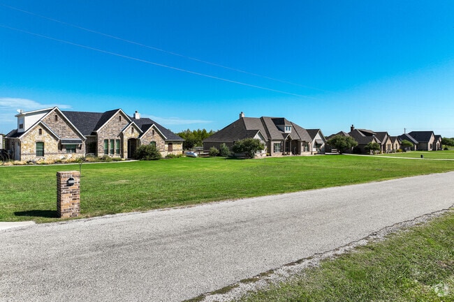 In Ponder, custom-built homes on 1-acre-plus lots can fetch prices as high as $800,000.