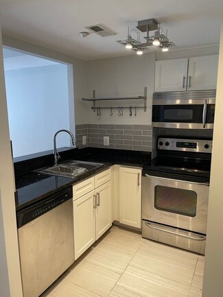 1150 K St NW Unit 311, Washington, DC 20005