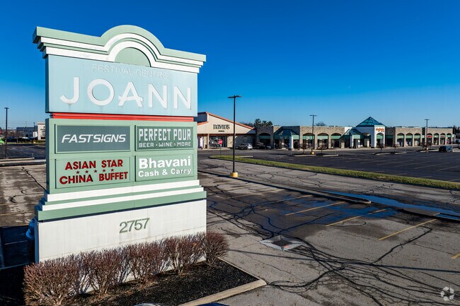 Festival Centre is located in the main retail center of Dublin.