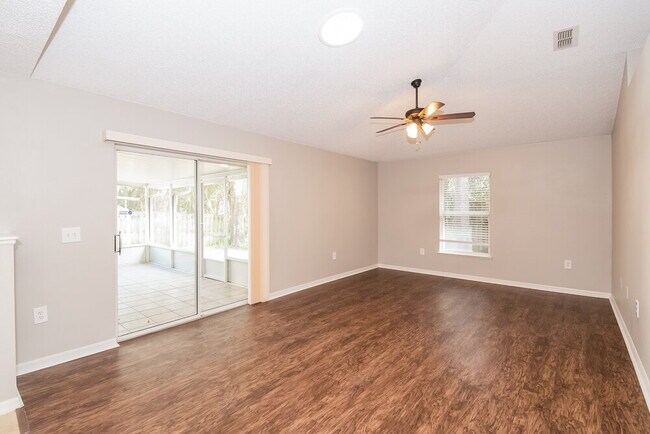 12451 Glenn Hollow Dr, Jacksonville, FL 32226 - photo 6