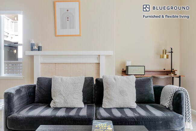 800 High School Way unit FL2-ID2083, Mountain View, CA 94041 - photo 2