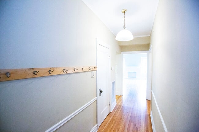 2129 Ridge Avenue, Evanston, IL 60201 - photo 3