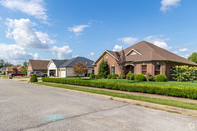 Craftsman-style houses are found throughout the Audubon-Bon Harbor neighborhood.