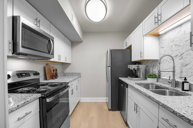 The Reserve on Main Street, High Point, NC 27265 - photo 6