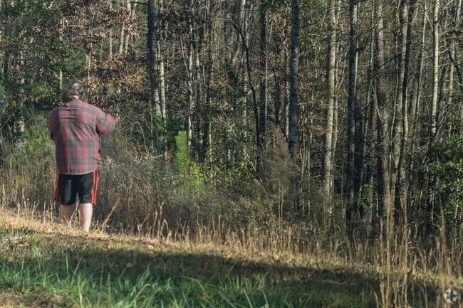 Countless nearby trails make hiking a favorite pastime in Shady Grove.