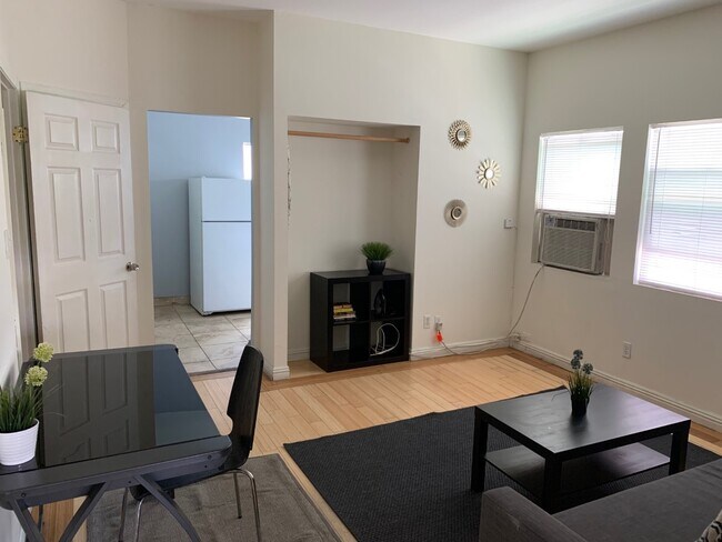 1400 W Olympic Blvd unit A, Los Angeles, CA 90015 - photo 4