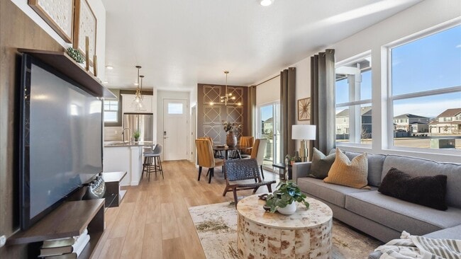 906 Logan Peak Way, Berthoud, CO 80513 - photo 6