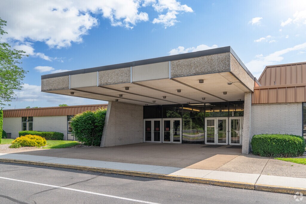 Boyertown Elementary Schools serves 611 students in grades K-5.