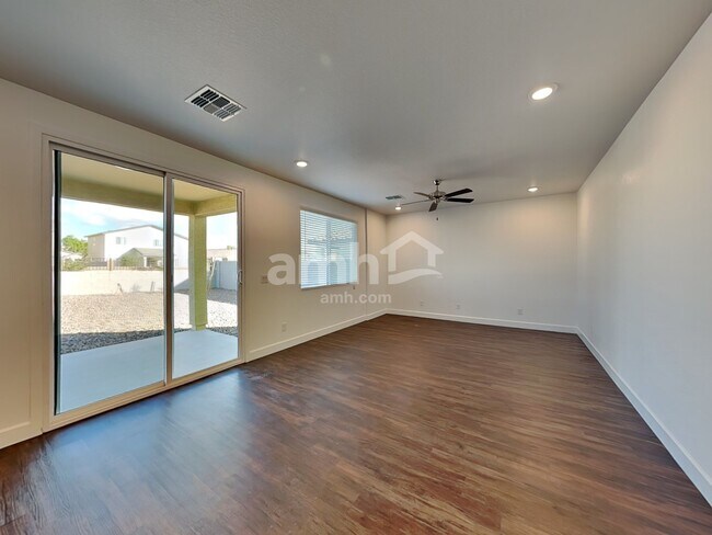 6621 S 42nd Ln, Phoenix, AZ 85041 - photo 5