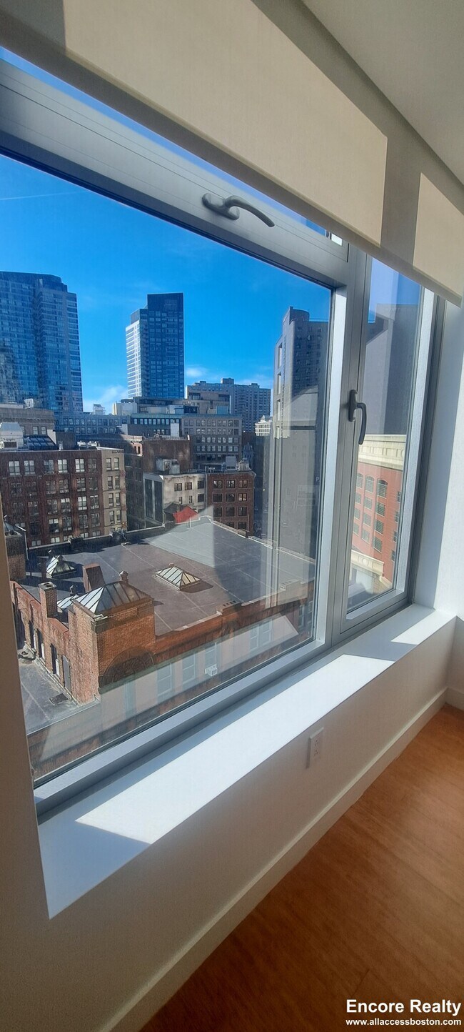 120 Kingston St unit 1901, Boston, MA 02111 - photo 5