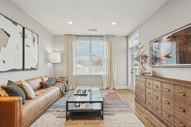 The Perch, Charlotte, NC 28208 - photo 3