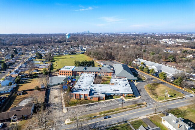 Howard R Yocum School