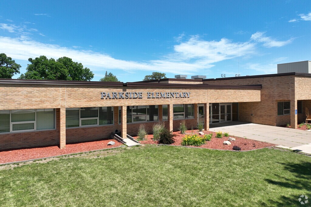 Welcome to Parkside Elementary School, located near downtown Buffalo.