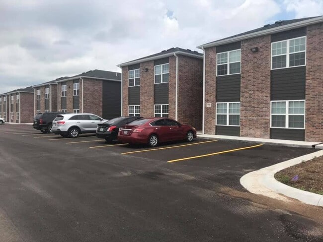 5703 W 33rd Place, Joplin, MO 64804 - photo 6