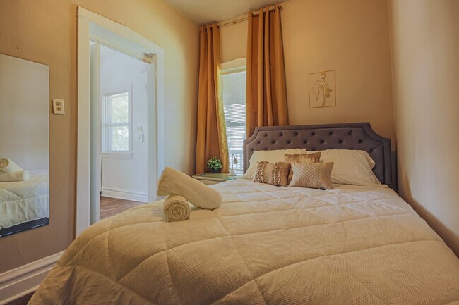 839 Dunlop Ave unit ID1244957P, Forest Park, IL 60130 - photo 5