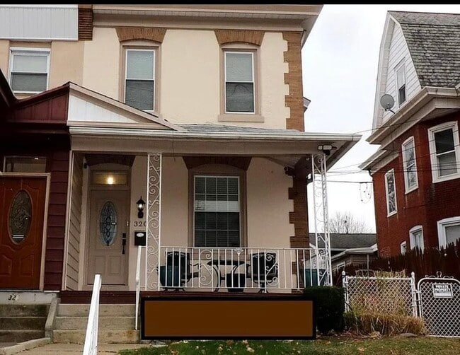 321 Loney St unit 320 unit C, Philadelphia, PA 19111 - photo 2