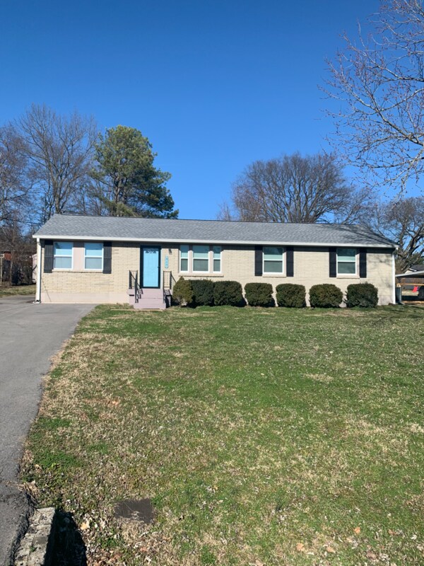 317 Bonnaridge Dr, Nashville, TN 37076