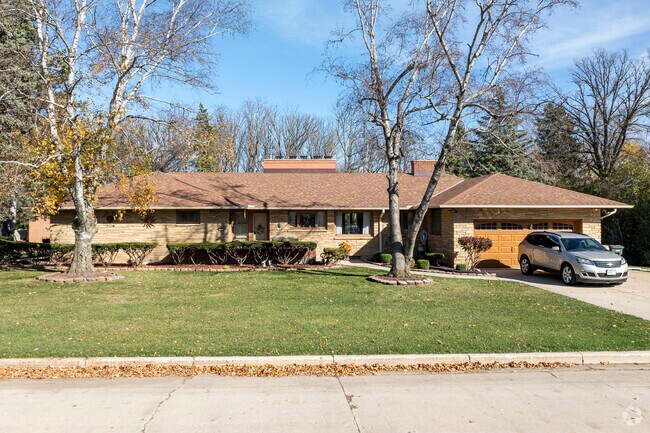 Large ranch styles homes can be in found in Honey Acres.