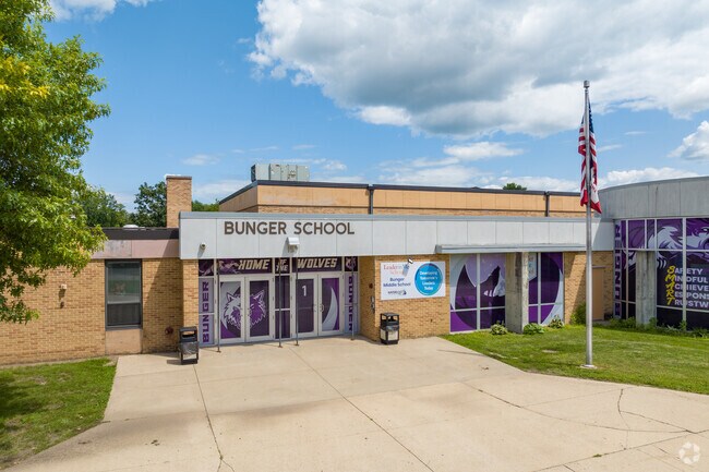 Bunger Middle School is part of the Waterloo Community School District.