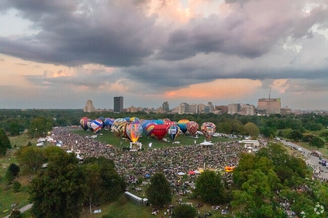 Saint Louis celebrates Balloon Glow at Forest Park’s Emerson Field with glowing displays.