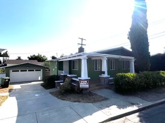2210 Las Flores Dr, Los Angeles, CA 90041