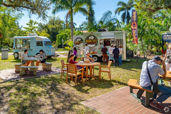 Food trucks gather at The Autumn Garden Festival for your eating pleasure.