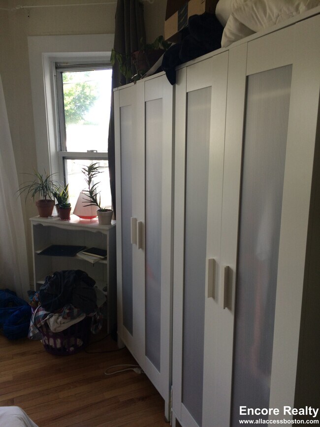 4 Watson St unit 8T, Cambridge, MA 02139 - photo 4