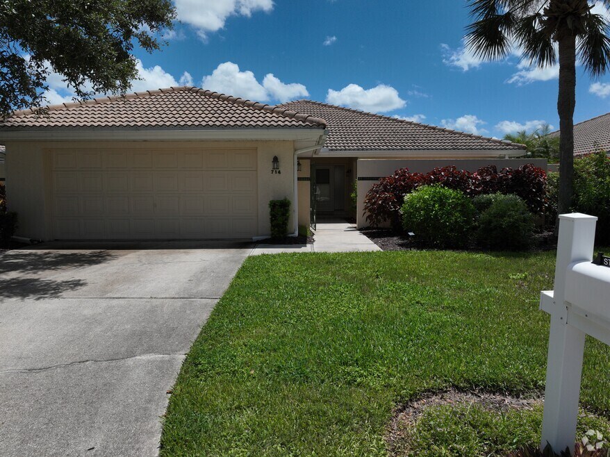 714 Carnoustie Terrace unit 23, Venice, FL 34293 - photo 2