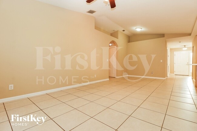 362 Overbrook St, Port Charlotte, FL 33954 - photo 4