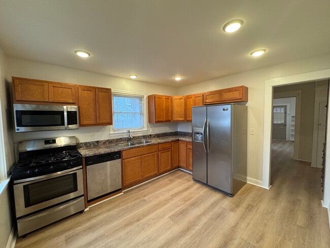 604 Willis Ave unit 1, Syracuse, NY 13204 - photo 3