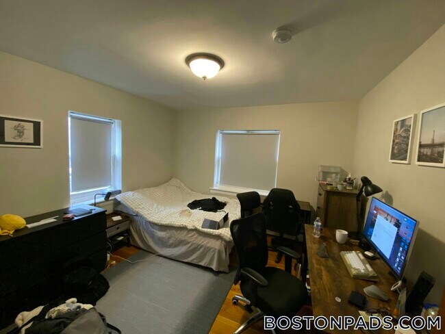 69 Chiswick Rd unit 3, Brighton, MA 02135 - photo 6