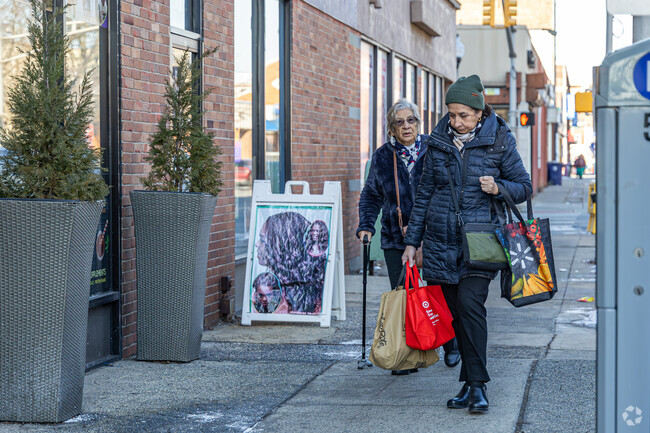 Harbortown residents will need to drive about one mile for shopping and dining options.