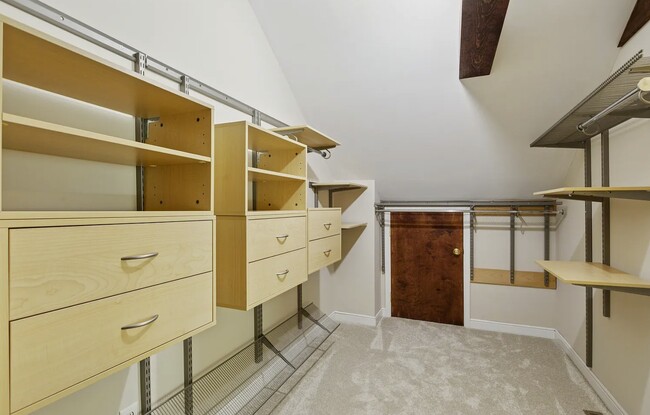 5749 Pleasant Ave, Minneapolis, MN 55419 - photo 7