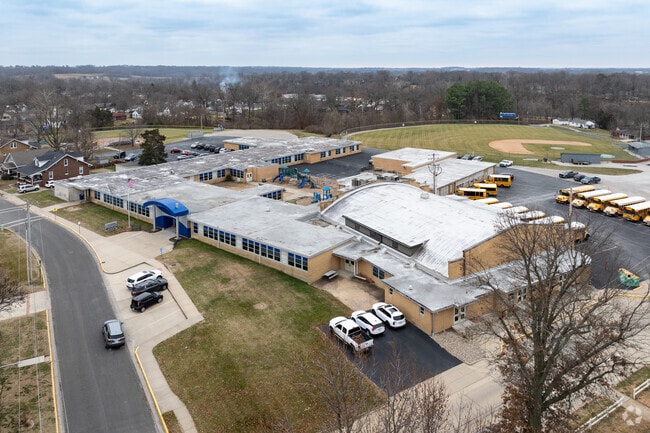 Eagleview Elementary School in Columbia earns a B from Niche.