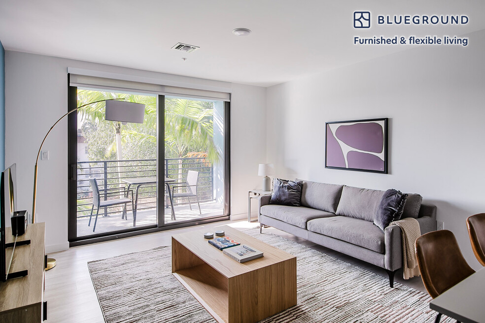 2201 Polk St unit FL2-ID117, Hollywood, FL 33020 - photo 1