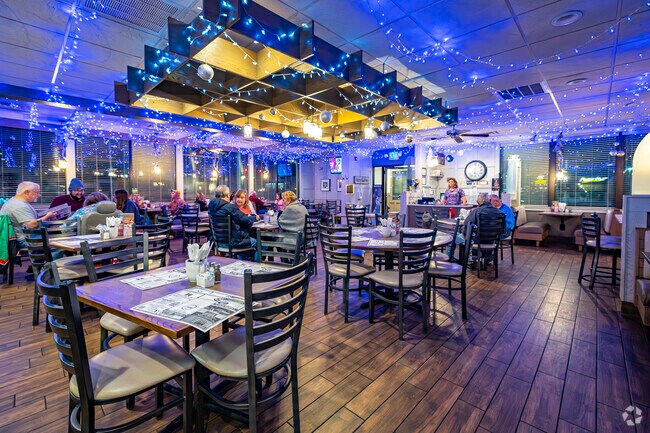 George's Family Restaurant is a popular dinner spot in Cedar Creek, Lowell.