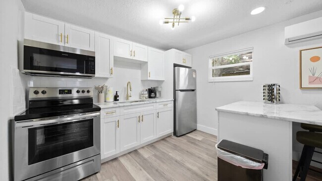 1007 E Comanche Ave unit ID1271933P, Tampa, FL 33604 - photo 7