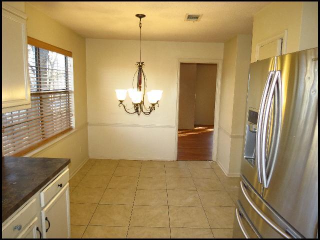 12124 Shawnee Forest Dr, Little Rock, AR 72212 - photo 5