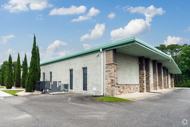 Joshua Academy in Wilmington, North Carolina serves 36 students.