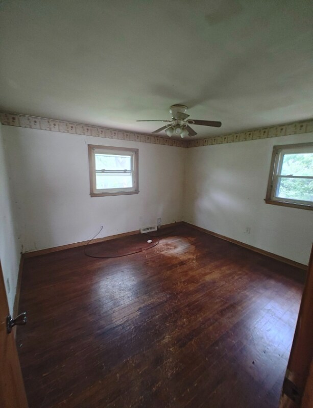 12920 Garland Ave unit Up, Cleveland, OH 44125 - photo 7