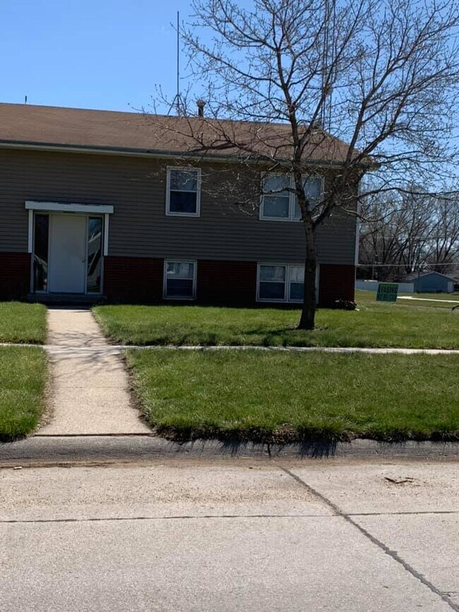 609 Blaine St Unit 2, Norfolk, NE 68701