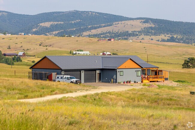 Houses often feature large plots in Birdseye.