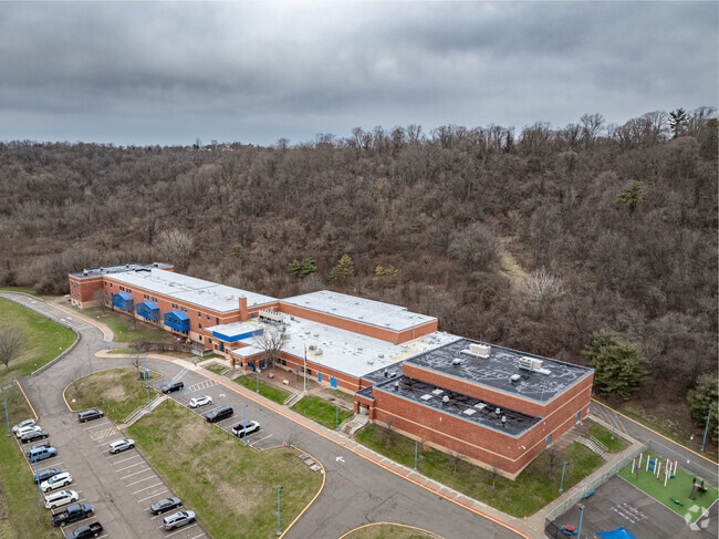 Chartiers Valley Primary School's student population has grown by 12% over 5 school years.