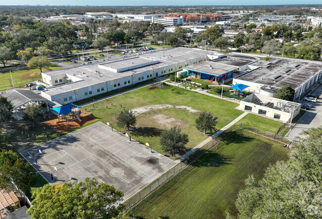 Lake Silver Elementary School, Orlando FL Rankings & Reviews - Homes.com