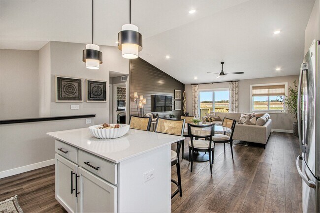 5501 Pear Tree Dr unit 36482177, Burton, MI 48519 - photo 6