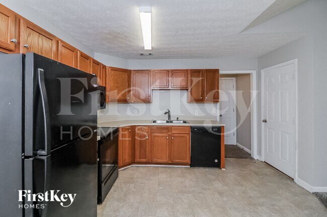 116 Cobblestone Dr, Dallas, GA 30132 - photo 7