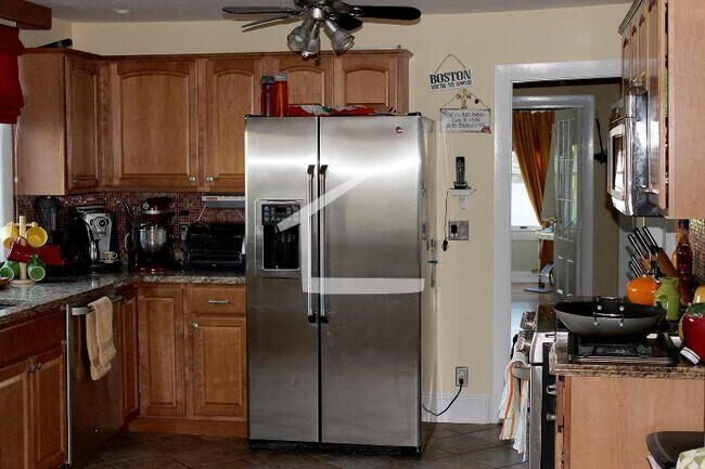 39 Donnybrook Rd, Brighton, MA 02135 - photo 3