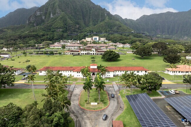 Ahuimanu is located close to several public and private educational institutions.